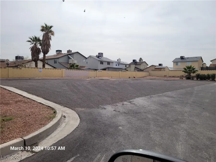528 Kristin Lane, Henderson, NV 89011 - Image #3