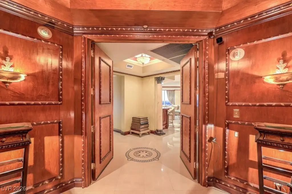 2877 Paradise Road #3302, Las Vegas, NV 89109 - Image #1