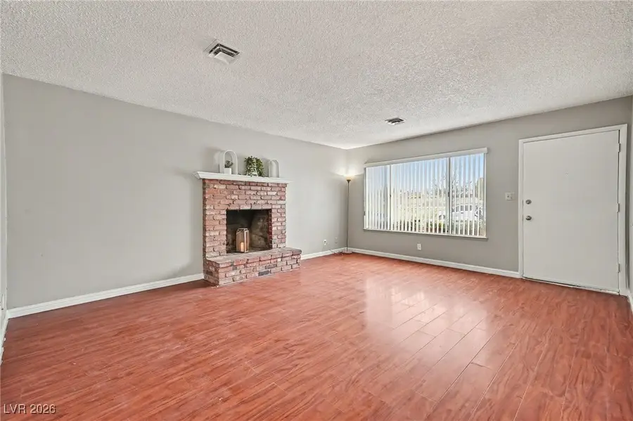 1805 Wildwood Drive, Las Vegas, NV 89108 - Image #2