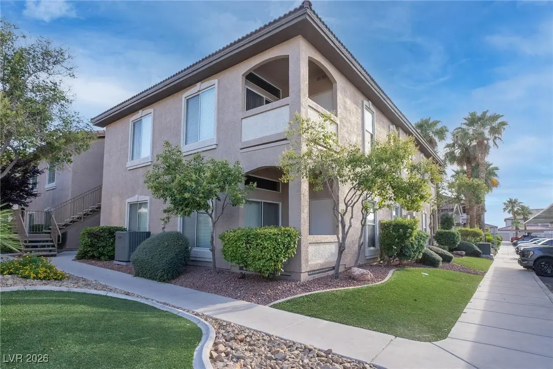 2305 W Horizon Ridge Parkway #3921, Henderson, NV 89052 - Image #1