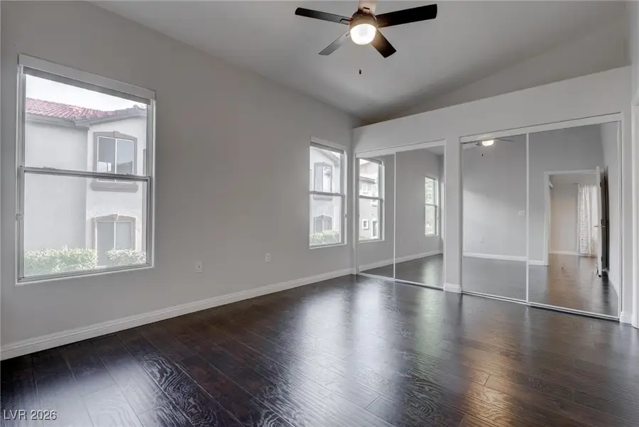 2305 W Horizon Ridge Parkway #3921, Henderson, NV 89052 - Image #2