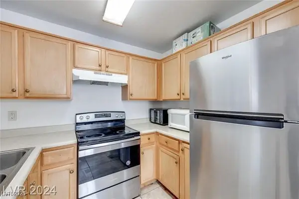 2983 Juniper Hills Boulevard #102, Las Vegas, NV 89142