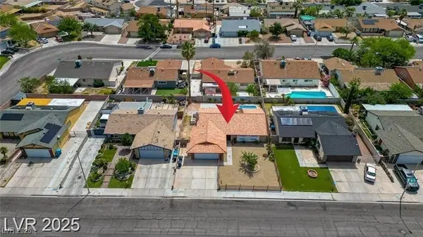 325 Greenfield Lane, Las Vegas, NV 89107