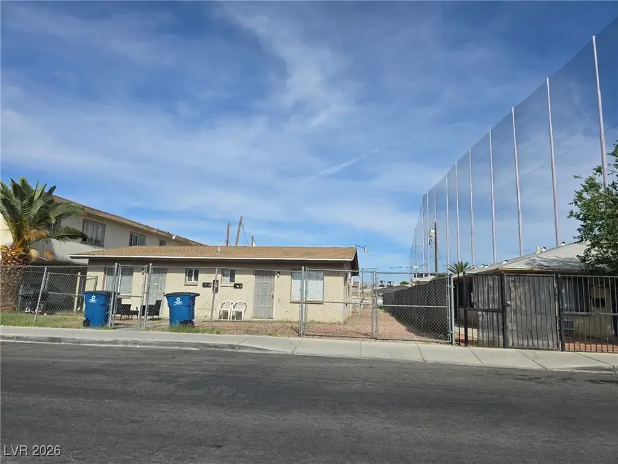 1713 Fairfield Avenue, Las Vegas, NV 89102 - Image #2