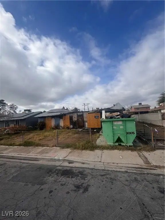 213 Ronald Lane, Las Vegas, NV 89110 - Image #3