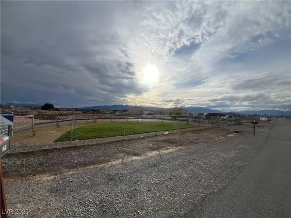 2491 Deadwood Street, Pahrump, NV 89048