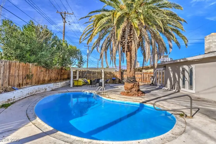 2129 N Michael Way, Las Vegas, NV 89108 - Image #2