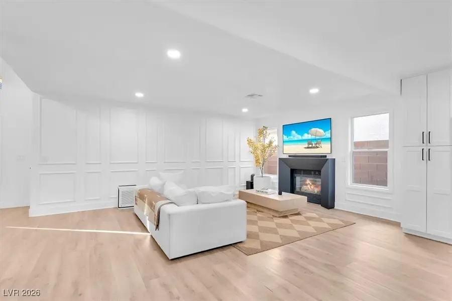 9836 Via Delores Avenue, Las Vegas, NV 89117 - Image #2