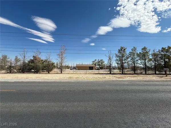 621 W Mesquite Avenue, Pahrump, NV 89060