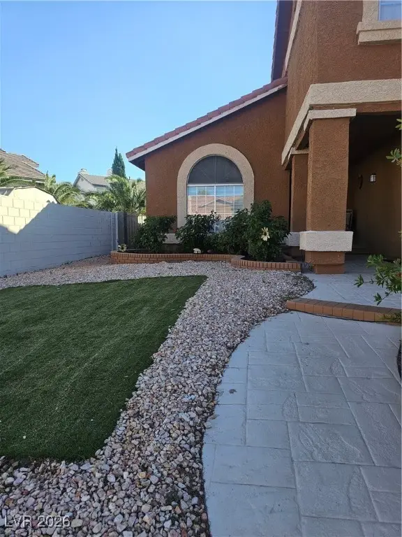 2913 Domino Way, Las Vegas, NV 89117 - #2