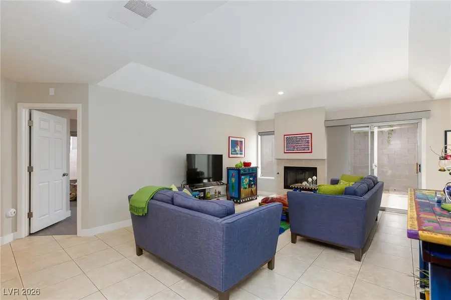 9836 Russett Wood Circle, Las Vegas, NV 89117 - Image #3