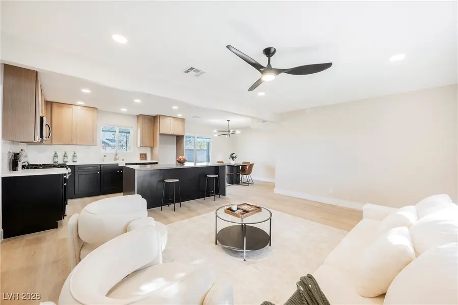 106 Juniper Street, Henderson, NV 89015 - Image #2