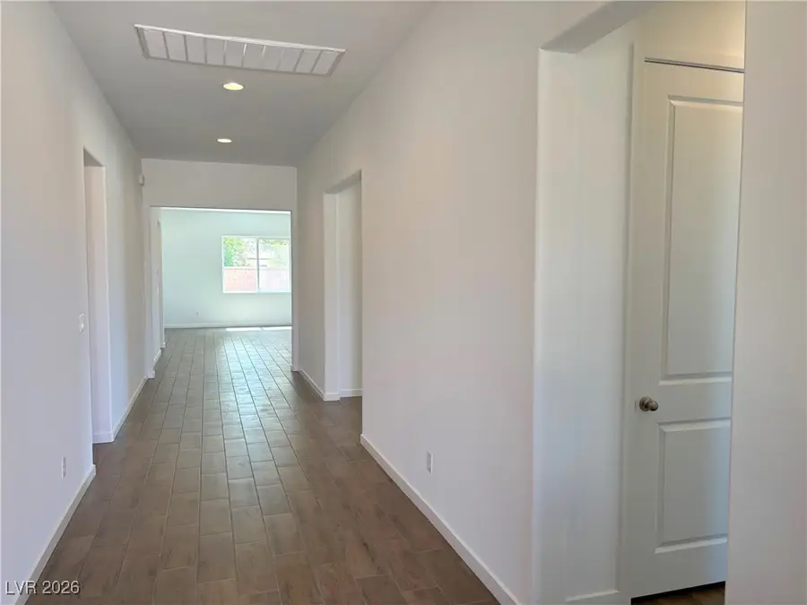 5699 E Victoria Falls Drive, Pahrump, NV 89048 - Image #3