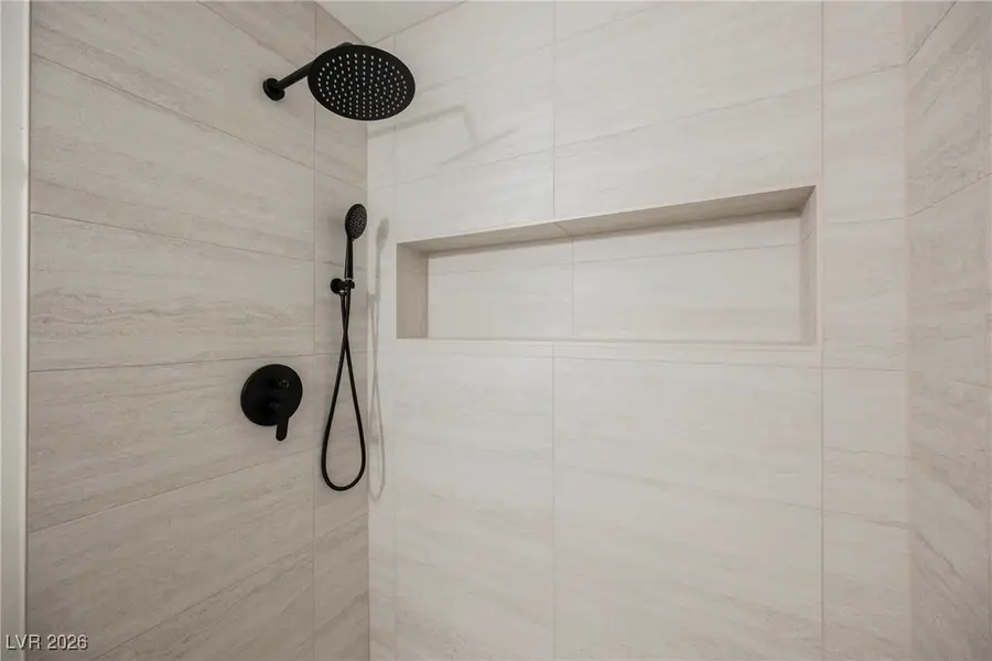 5429 Ithaca Avenue, Las Vegas, NV 89122 - Image #2