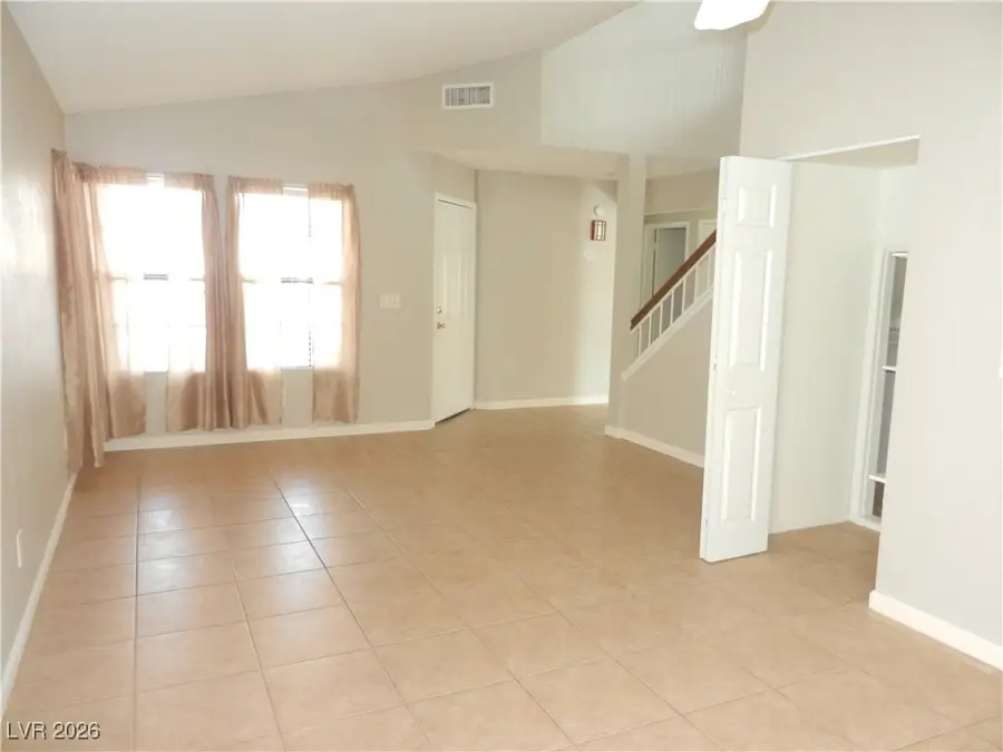 2413 Muirfield Avenue, Henderson, NV 89074 - Image #2