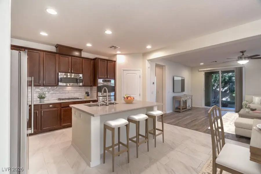 10438 Mount Washington Avenue, Las Vegas, NV 89166 - Image #3