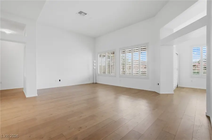 511 Eagle Vista Drive, Henderson, NV 89012 - Image #3