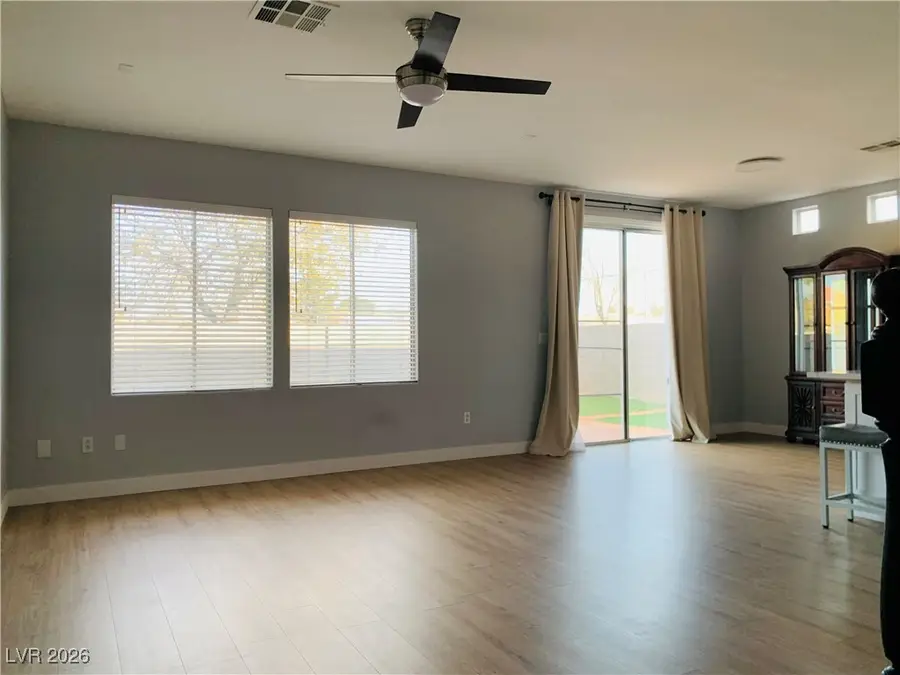 5390 Cielo Oro Street, Las Vegas, NV 89113 - Image #2