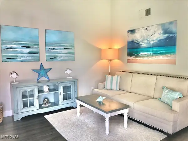 8917 Antioch Way, Las Vegas, NV 89117