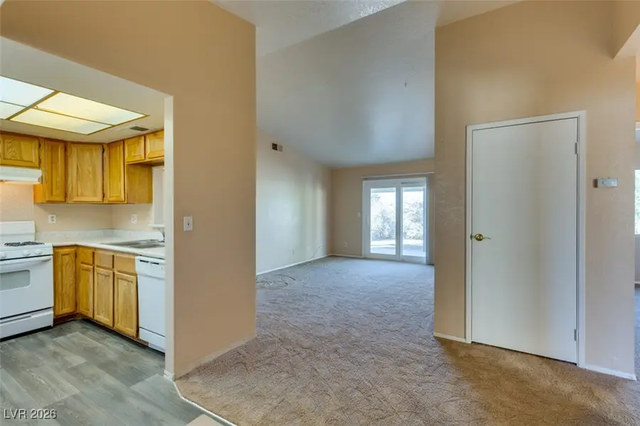 529 Close Avenue, Henderson, NV 89011 - Image #3