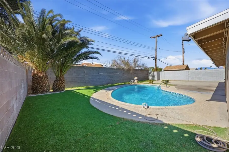2337 N Michael Way, Las Vegas, NV 89108 - Image #2