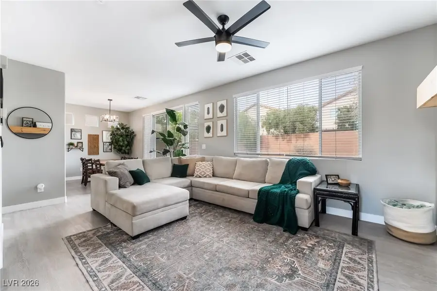 9574 Magnificent Avenue, Las Vegas, NV 89148 - Image #2