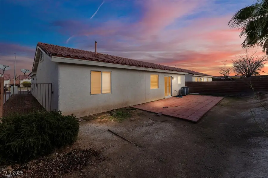 3201 Honeysuckle Avenue, North Las Vegas, NV 89031 - Image #2