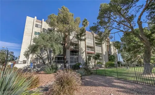 730 S Royal Crest Circle #444, Las Vegas, NV 89169