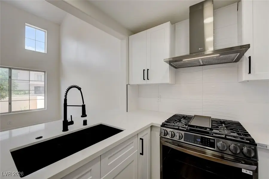 56 Belle Ridge Avenue, Las Vegas, NV 89123 - Image #3