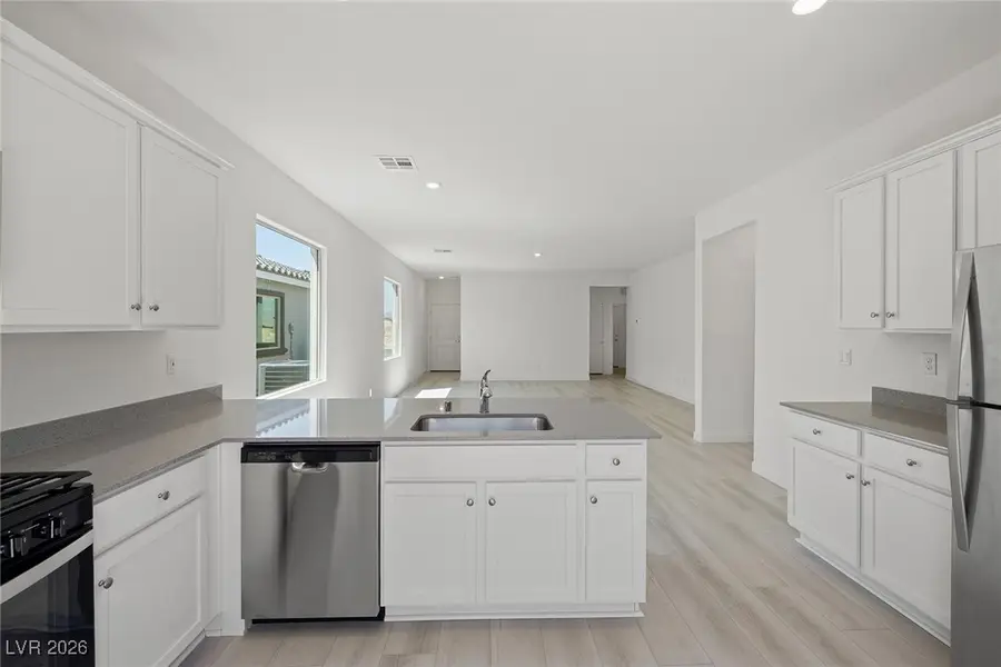 6751 Magnolia River Avenue, Las Vegas, NV 89156 - Image #3