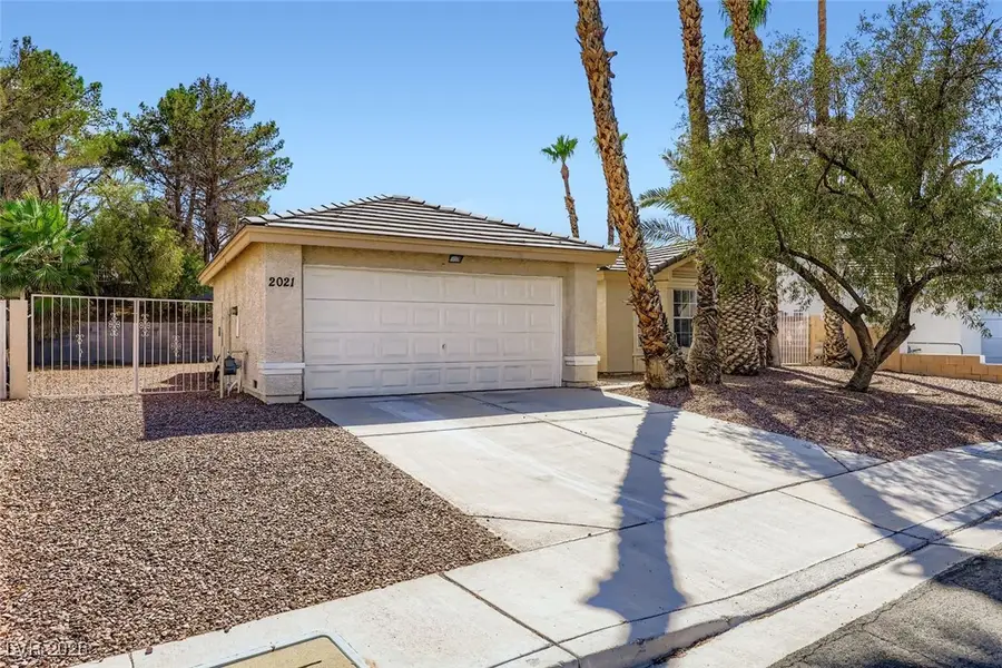 2021 Angel Falls Drive, Henderson, NV 89074 - Image #2