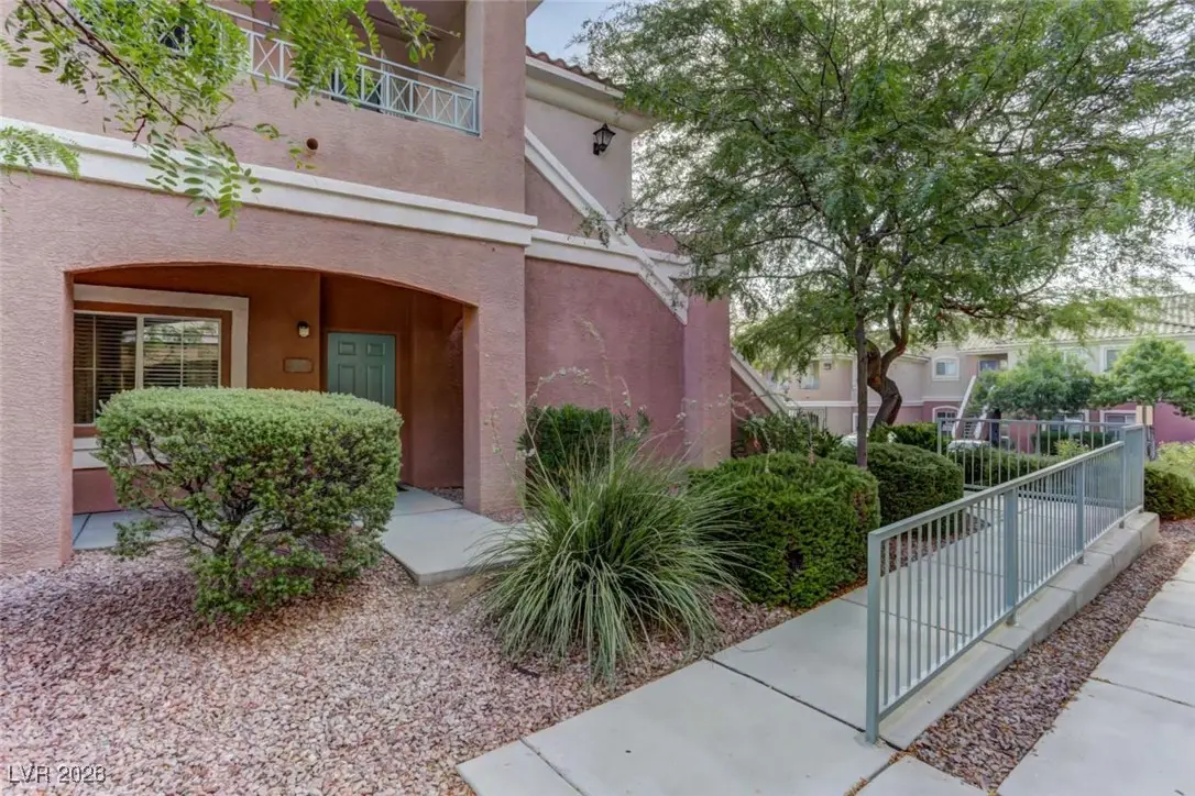 10525 Autumn Pine Avenue #102, Las Vegas, NV 89144 - Image #1