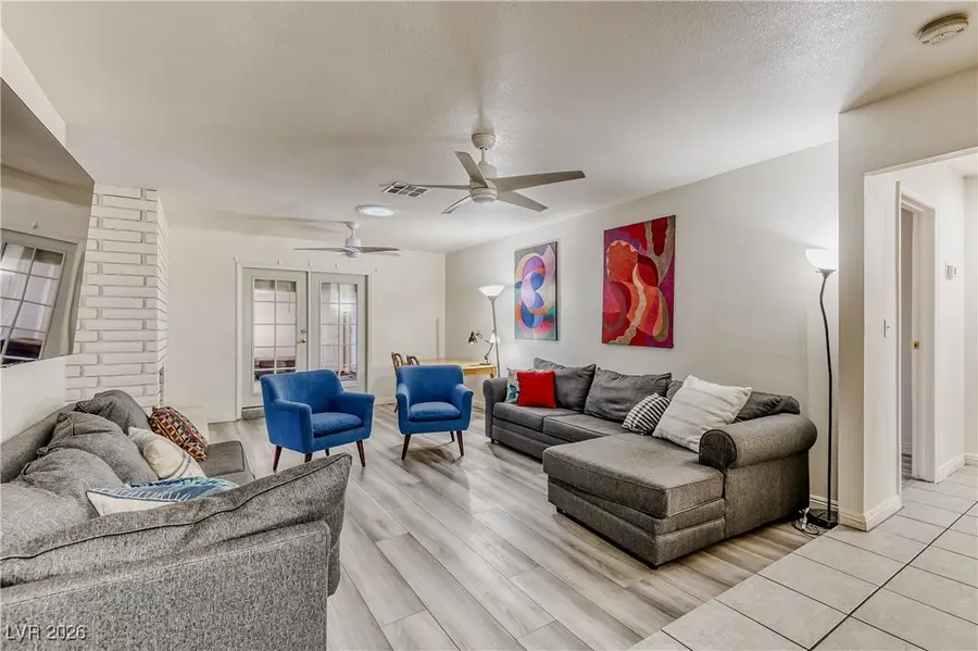 1840 Runningbear Drive, Las Vegas, NV 89108 - Image #2