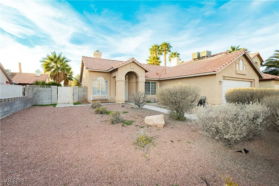 5525 Rock Creek Lane, Las Vegas, NV 89130 - Image #2