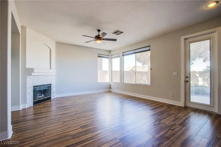 2996 Scenic Valley Way, Henderson, NV 89052 - Image #2
