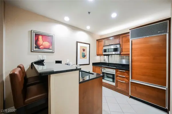 145 Harmon Avenue #208, Las Vegas, NV 89109