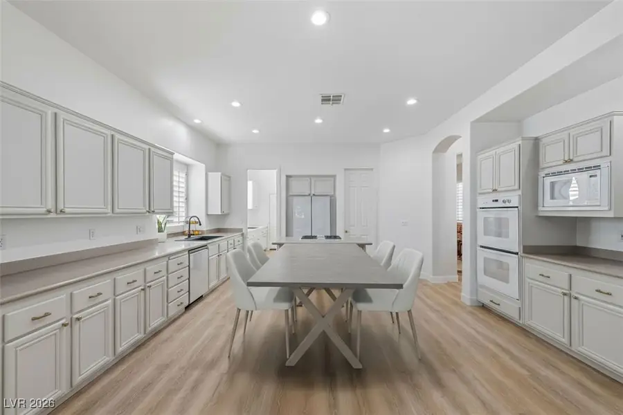 720 Sir James Bridge Way, Las Vegas, NV 89145 - Image #2