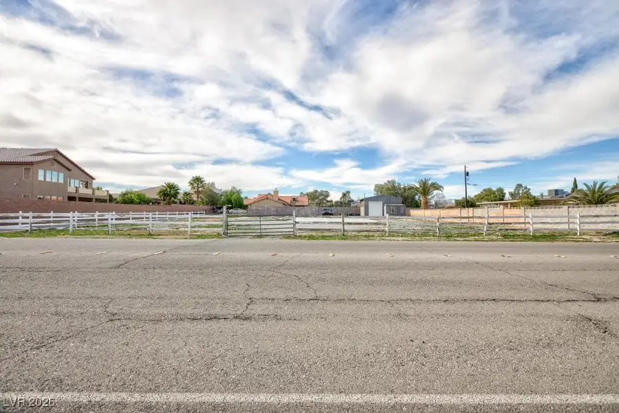 S Rodgers St, Las Vegas, NV 89139 - Image #2