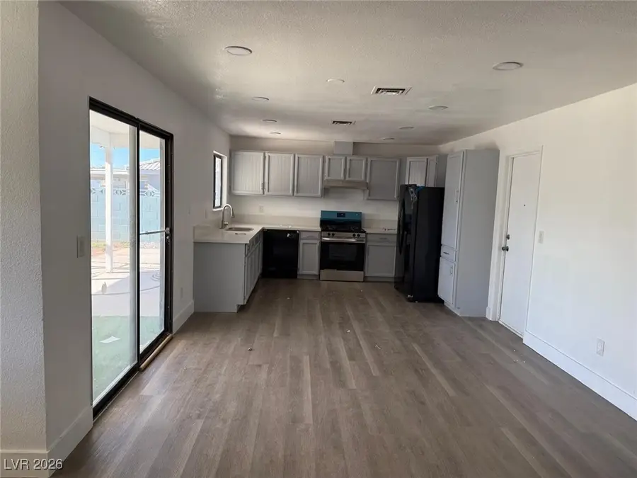 6015 Sun Tree Circle, Las Vegas, NV 89110 - Image #3