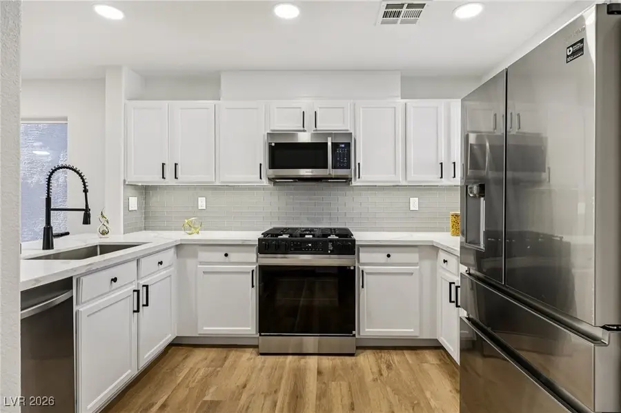 9085 Maycott Avenue, Las Vegas, NV 89148 - Image #3