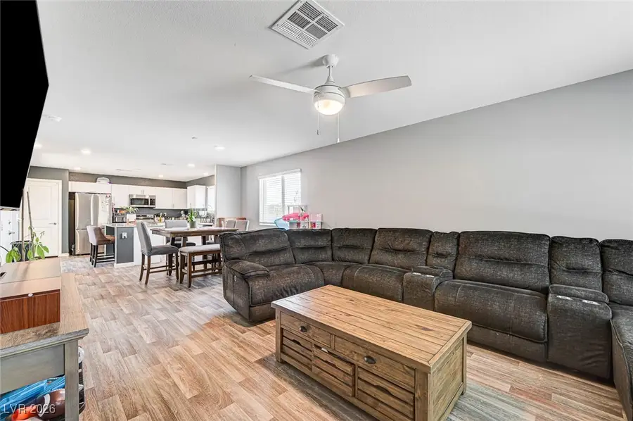 5617 Craftsman Avenue, Las Vegas, NV 89122 - #2