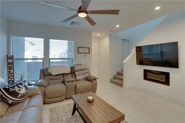 4312 Eagle Summit Avenue, Las Vegas, NV 89141