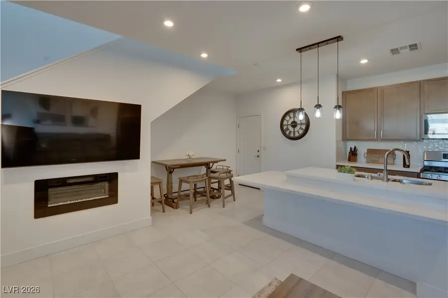 4312 Eagle Summit Avenue, Las Vegas, NV 89141 - Image #2