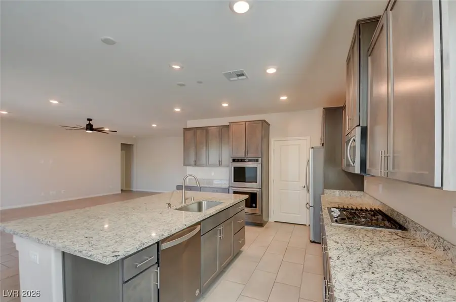 4001 Pink Magnolia Court, Las Vegas, NV 89129 - Image #3