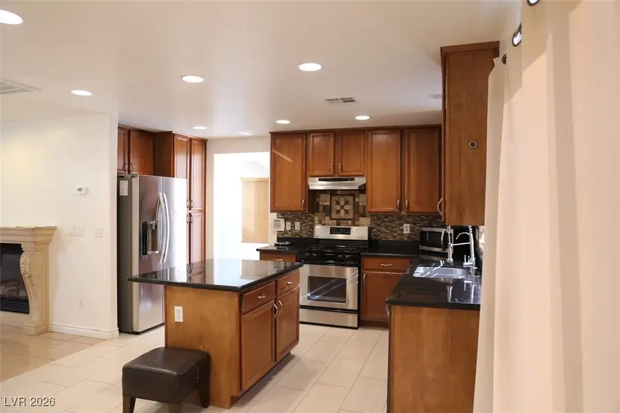9127 Cedar Door Avenue, Las Vegas, NV 89148 - Image #3