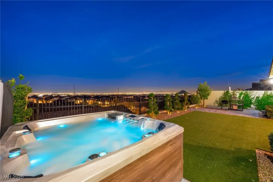 6514 Corsari Ridge Street, Las Vegas, NV 89166 - Image #3