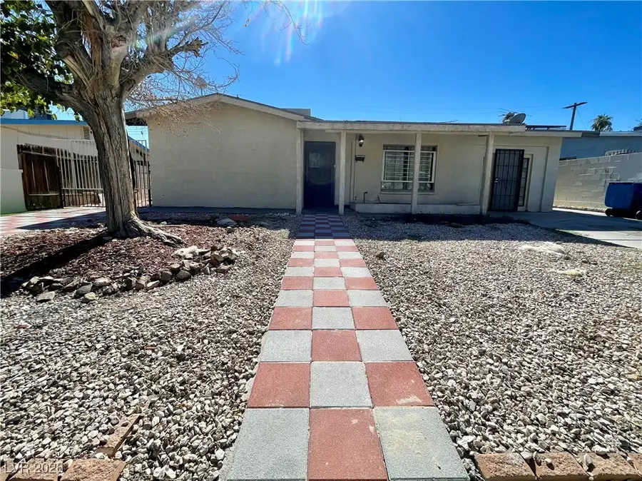 4911 Lana Drive, Las Vegas, NV 89121 - Image #2