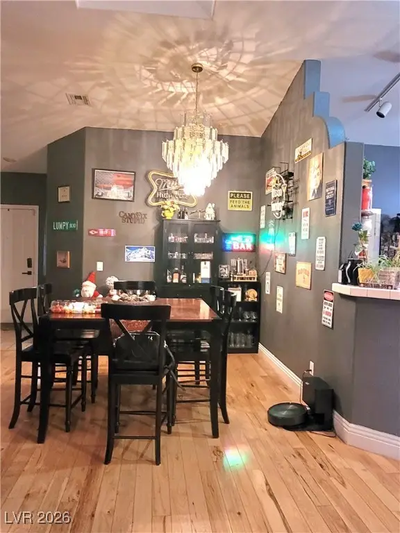 6413 Mahogany Peak Avenue, Las Vegas, NV 89110 - Image #2