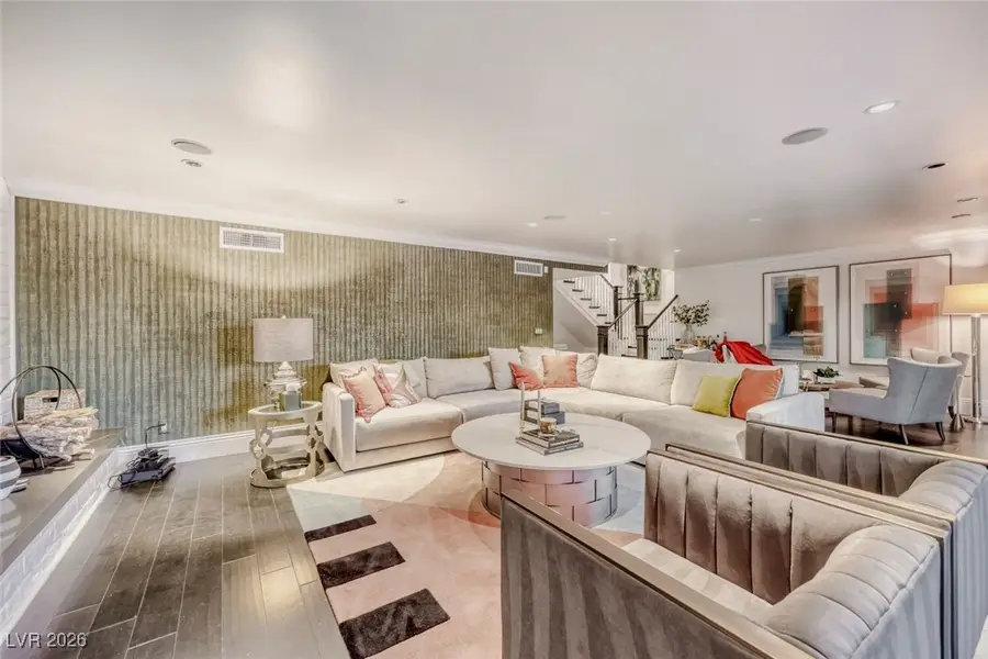 2301 Driftwood Drive, Las Vegas, NV 89107 - Image #3