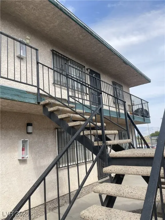 3429 E Cheyenne Avenue, North Las Vegas, NV 89030 - #3